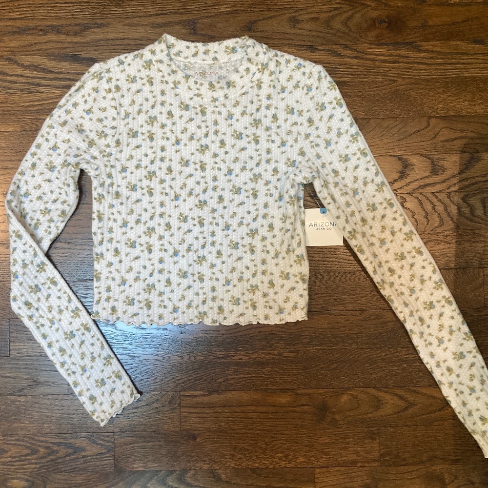 NWT Arizona Floral Crop Sweater